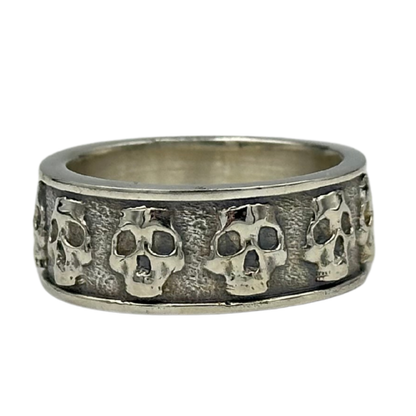 Skull band ring