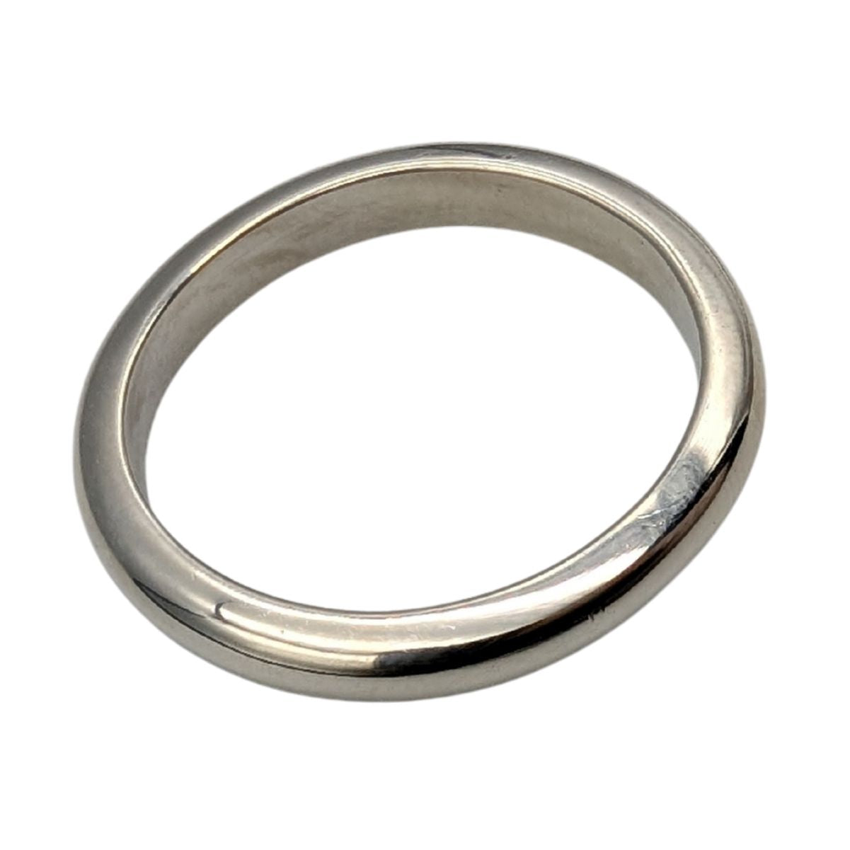 Minimalist simple ring