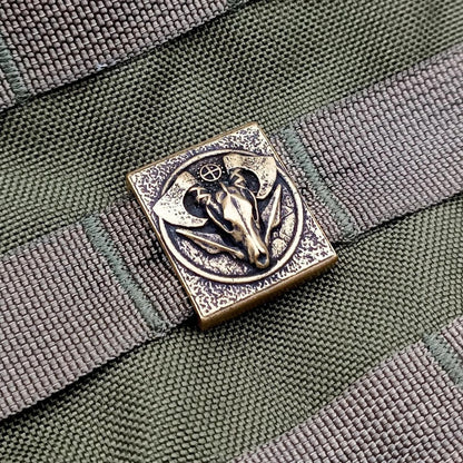 Norse wolf skull molle clip