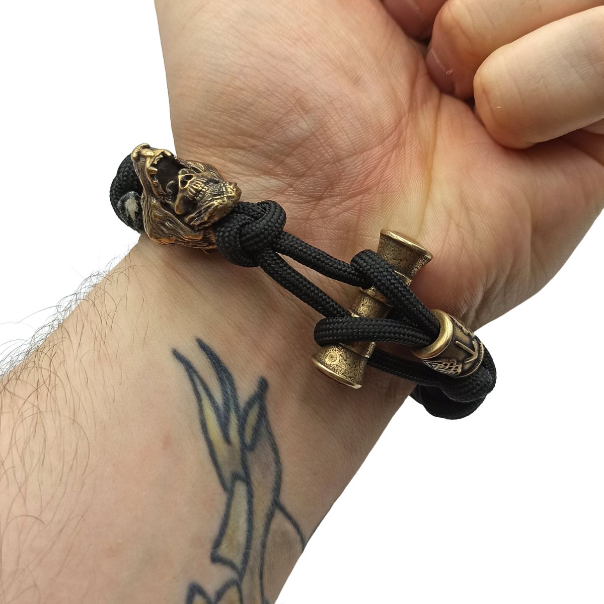 Berserker skull paracord bracelet