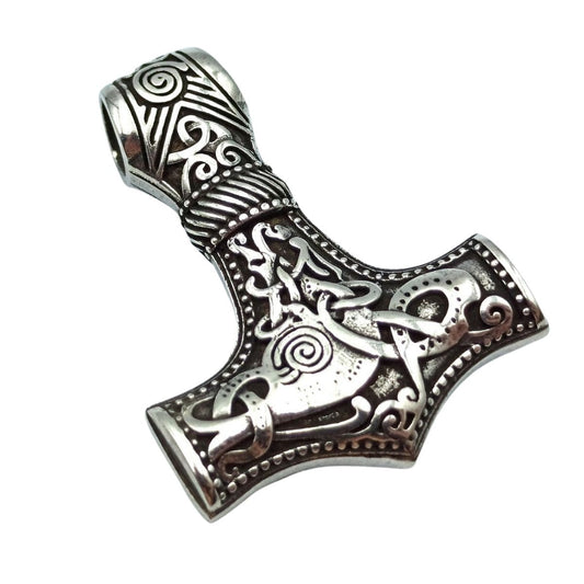 Mjolnir in Mammen style silver pendant