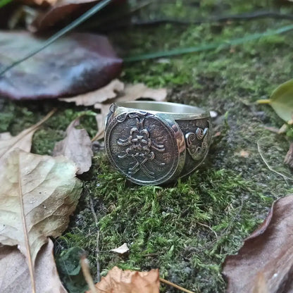 Mask of Odin signet silver ring