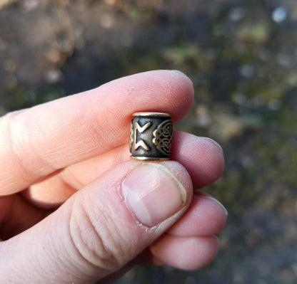 Perthro rune bronze bead