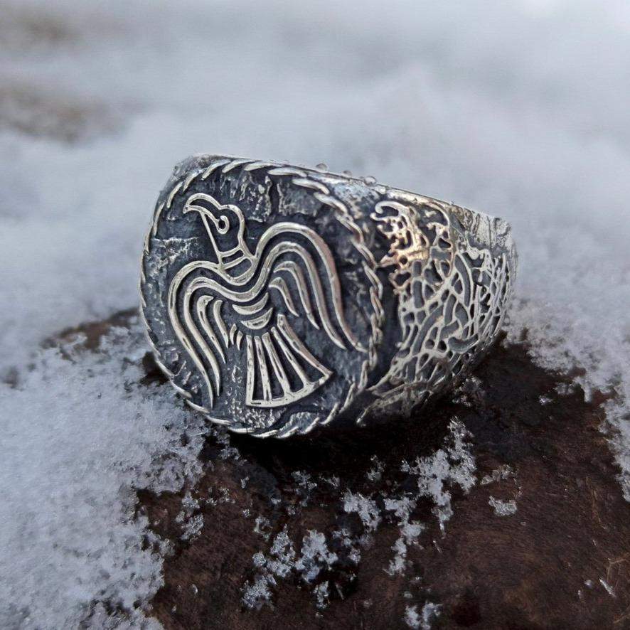 Raven hot sale signet ring