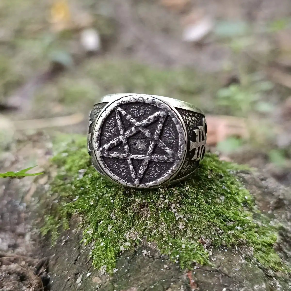 Satanic pentagram ring from bronze