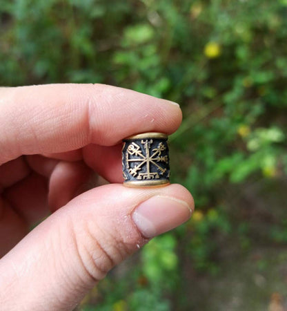 Vegvisir symbol bronze bead