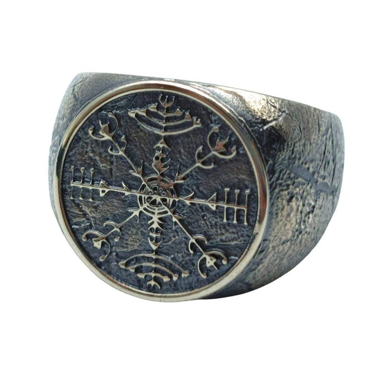 Veldismagn rune silver ring