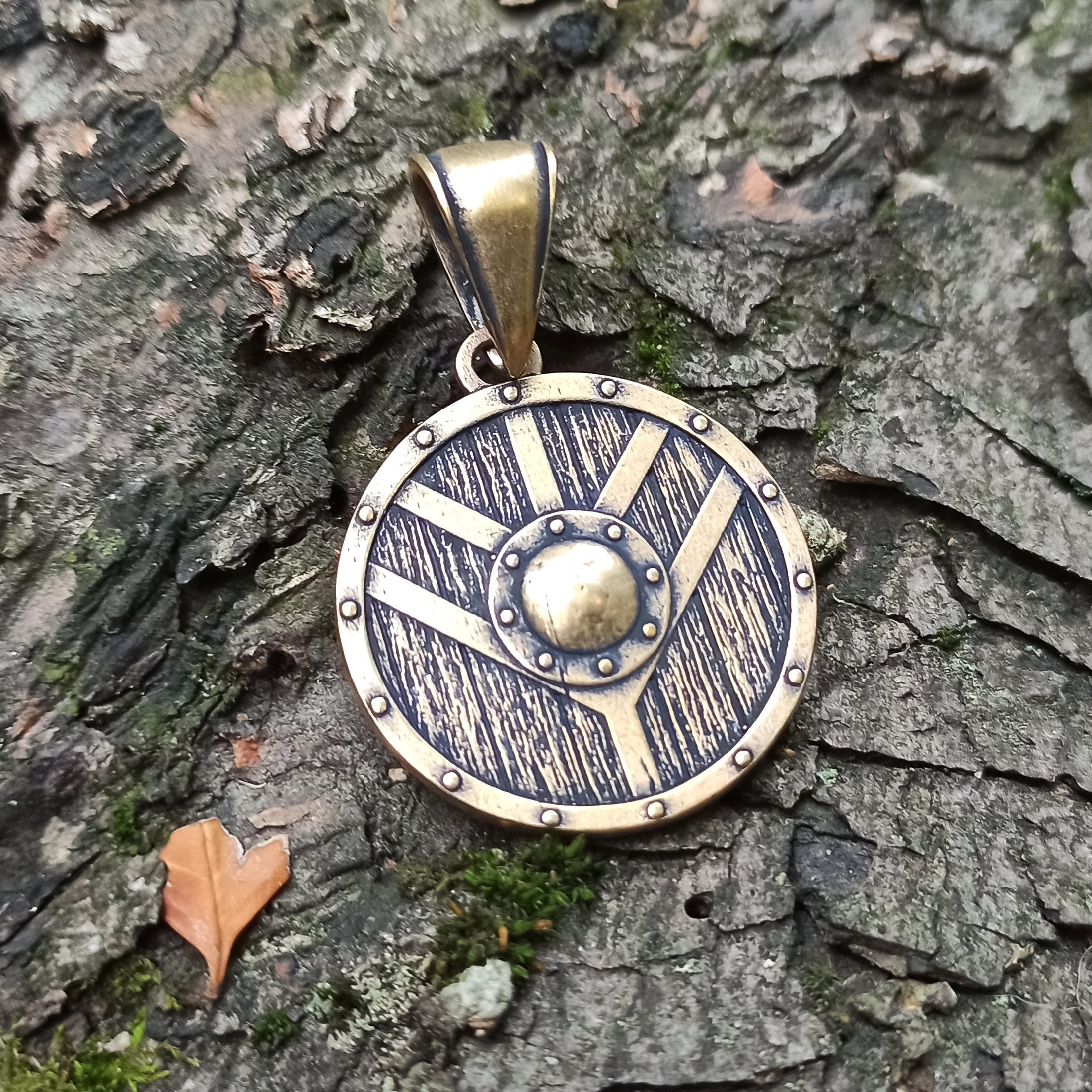 TolkienBritta.com: Eowyn Shieldmaiden Medallion from Badali Jewelry
